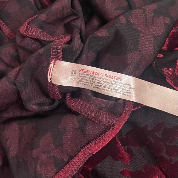 FREE PEOPLE Intimately Magic Hour Velvet Bodysuit Red Midnight Floral Large - Picture 14 of 16